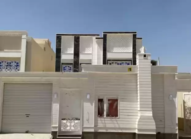 Residential Ready Property 4+maid Bedrooms U/F Standalone Villa  for sale in Riyadh #26814 - 1  image 